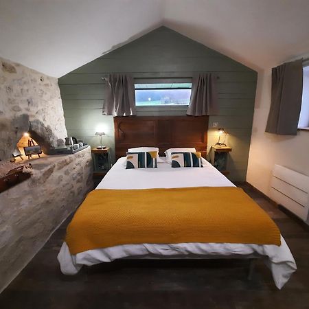 Le Val Du Pech Chantant Chambres D'Hotes Pern المظهر الخارجي الصورة