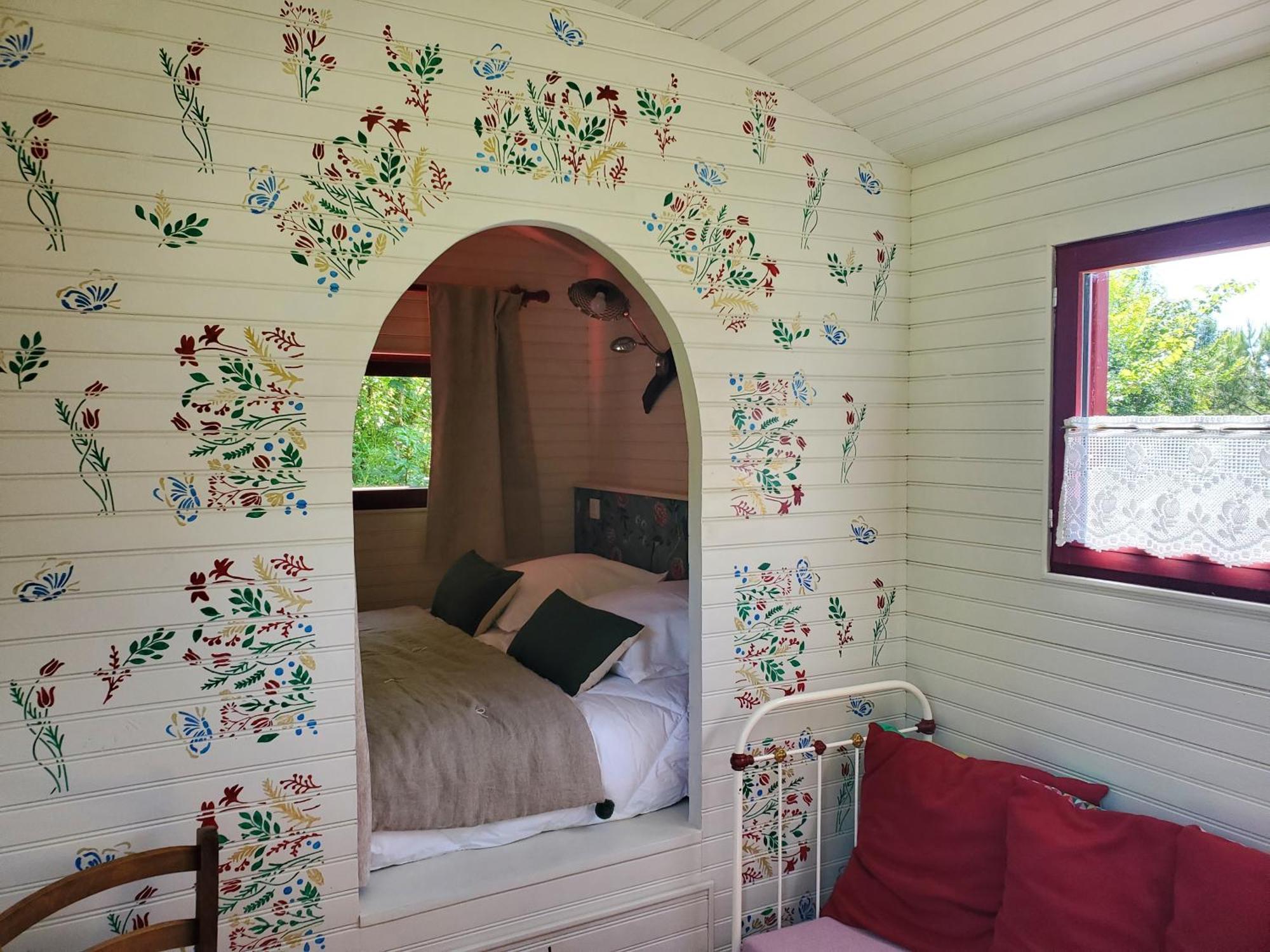 Le Val Du Pech Chantant Chambres D'Hotes Pern المظهر الخارجي الصورة